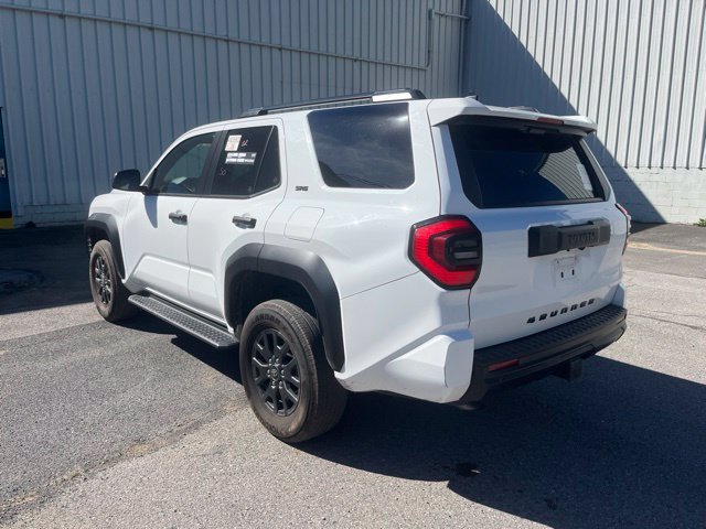 Used 2025 Ice Toyota SR5 image 7