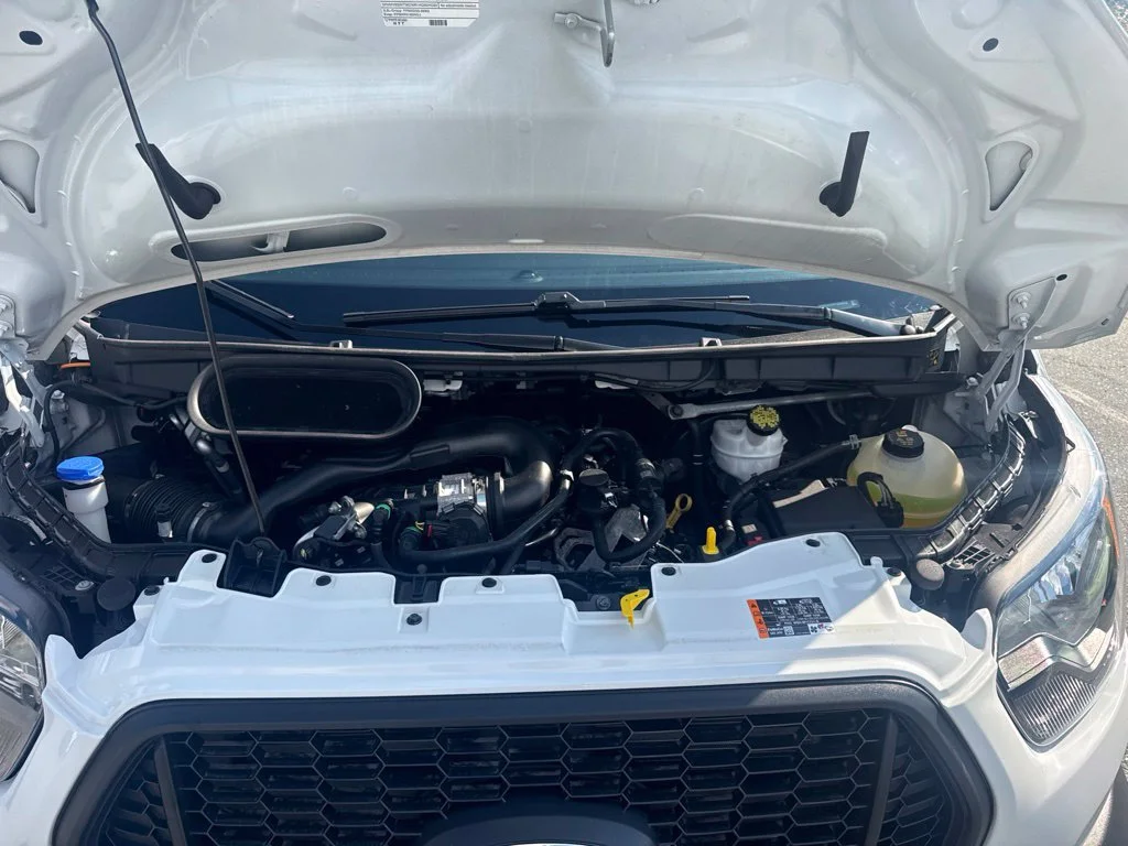 Used 2023 White Ford XL image 29