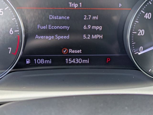 Used 2023 Summit White Buick Essence image 35