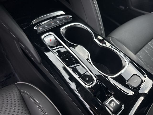 Used 2023 Red Buick Avenir image 19