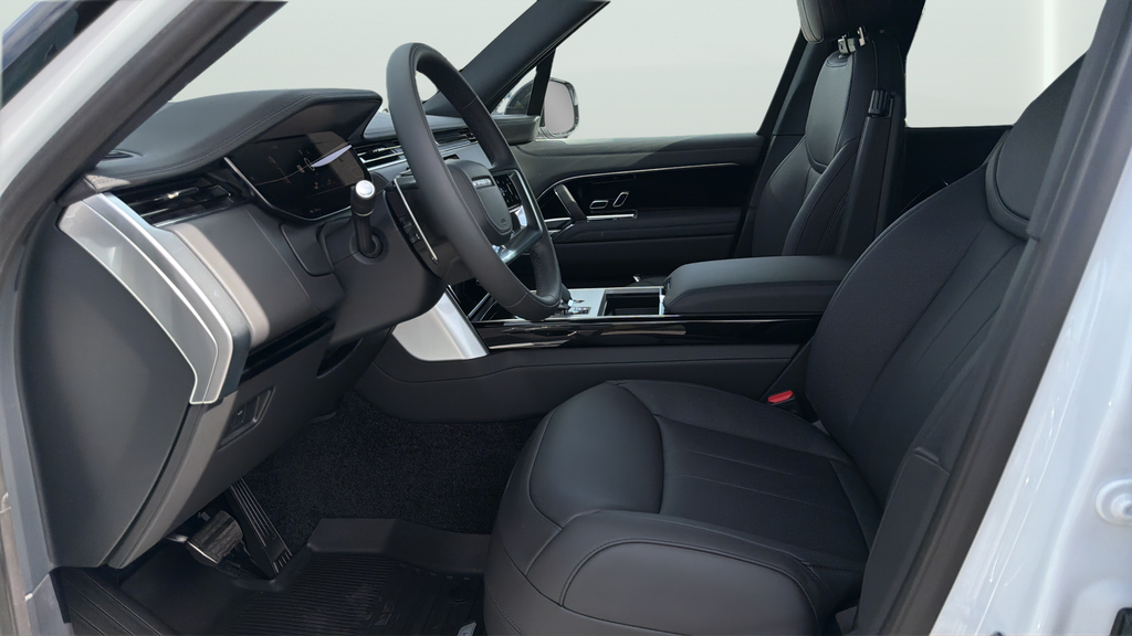 New 2026 Fuji White Land Rover SE image 17