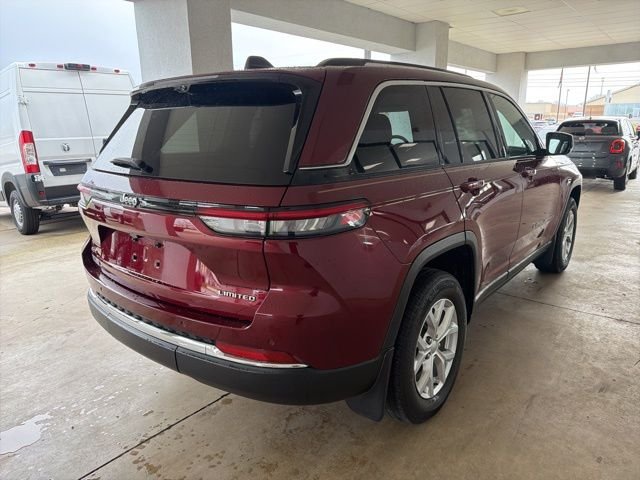 Used 2023 Red Jeep Limited image 9