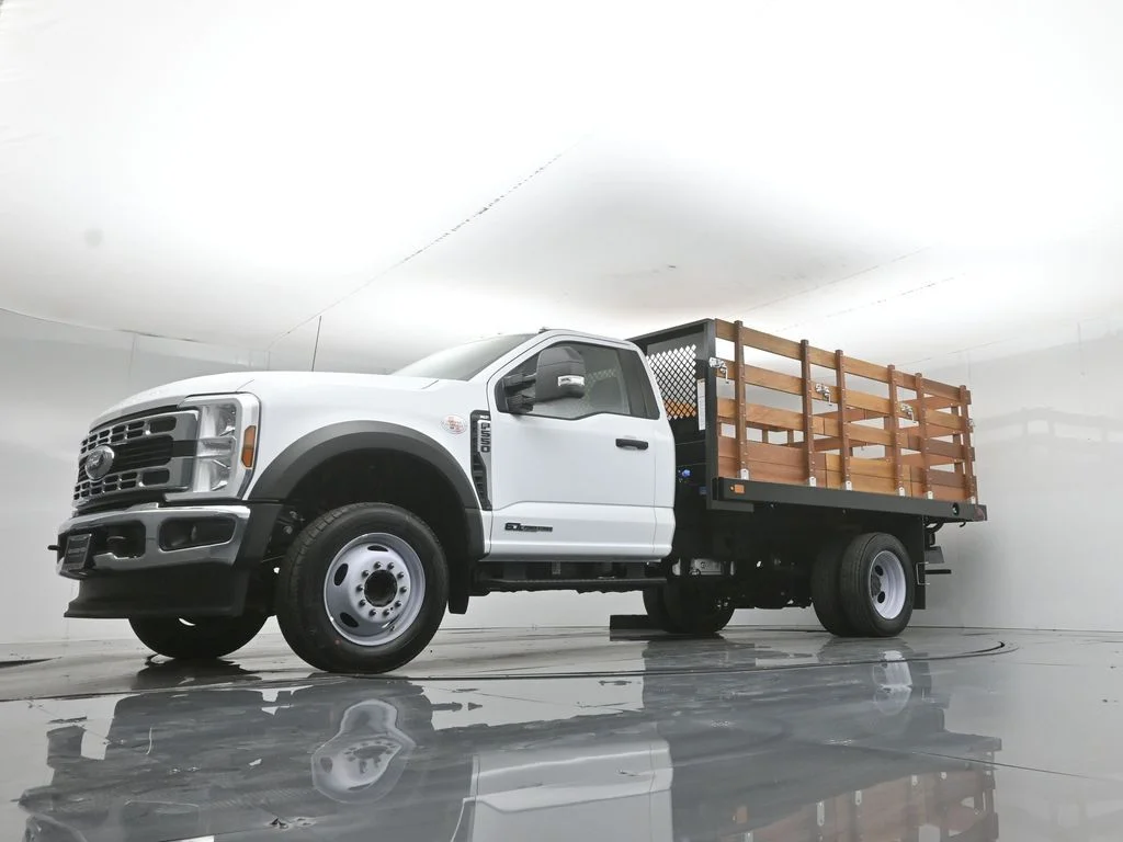 New 2025 White Ford XLT image 40