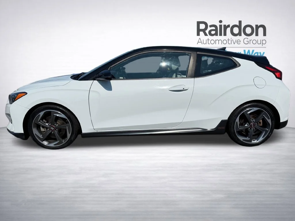 Used 2019 Chalk White w/Black Roof Hyundai Turbo Ultimate image 4
