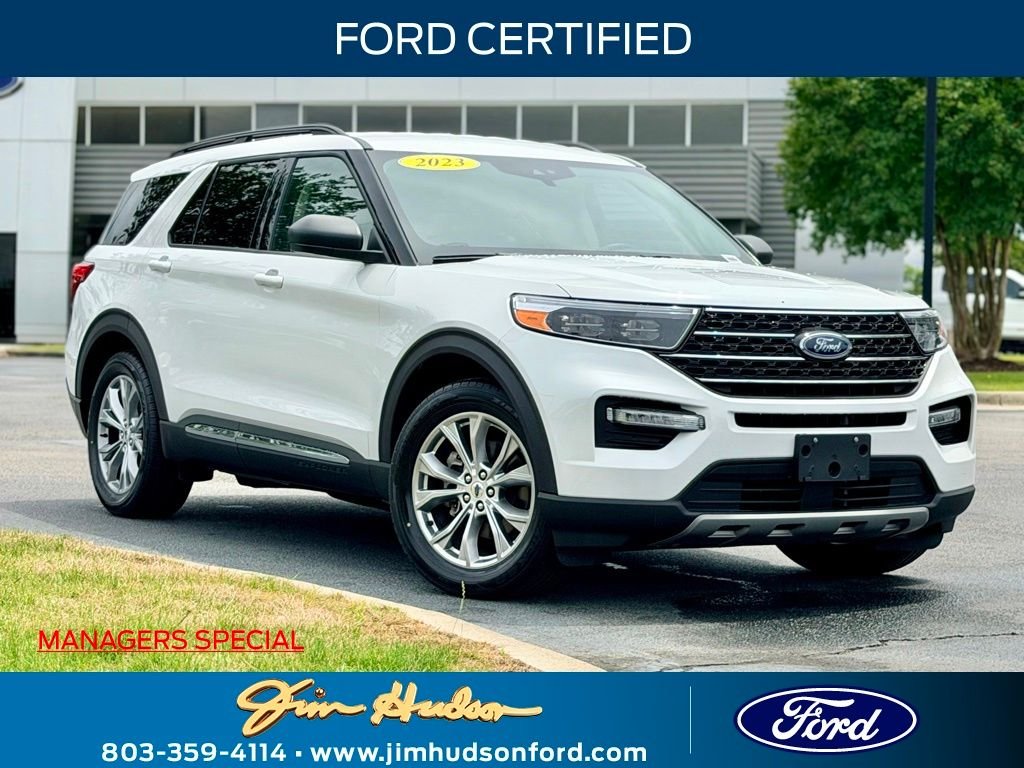 Certified Used 2023 White Ford XLT image 1
