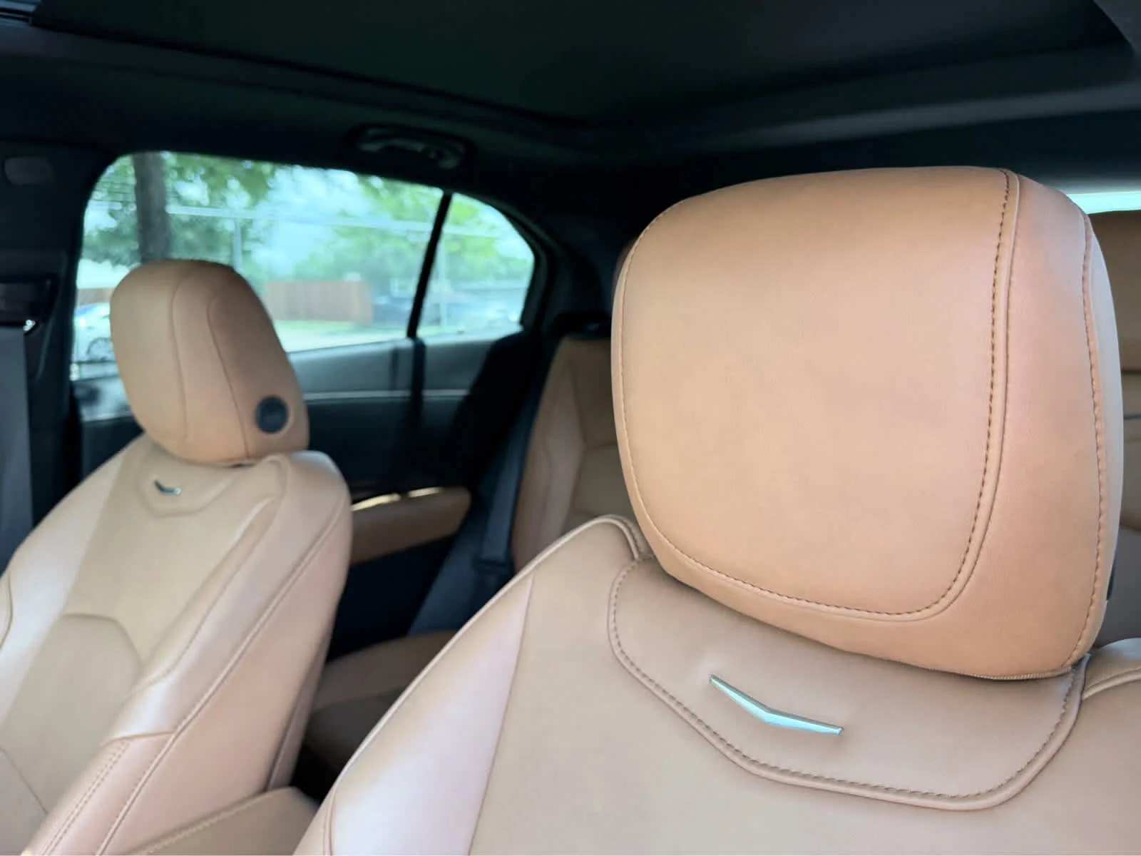 Used 2024 Crystal White Tricoat Cadillac Premium Luxury image 25
