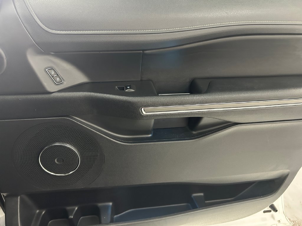 Used 2024 White Ford XLT image 15