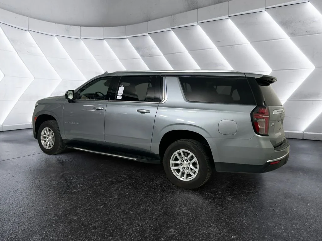 Used 2024 Gray Chevrolet LT image 6
