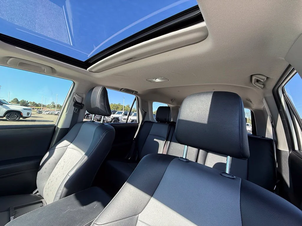 Used 2023 White Toyota SR5 Premium image 17