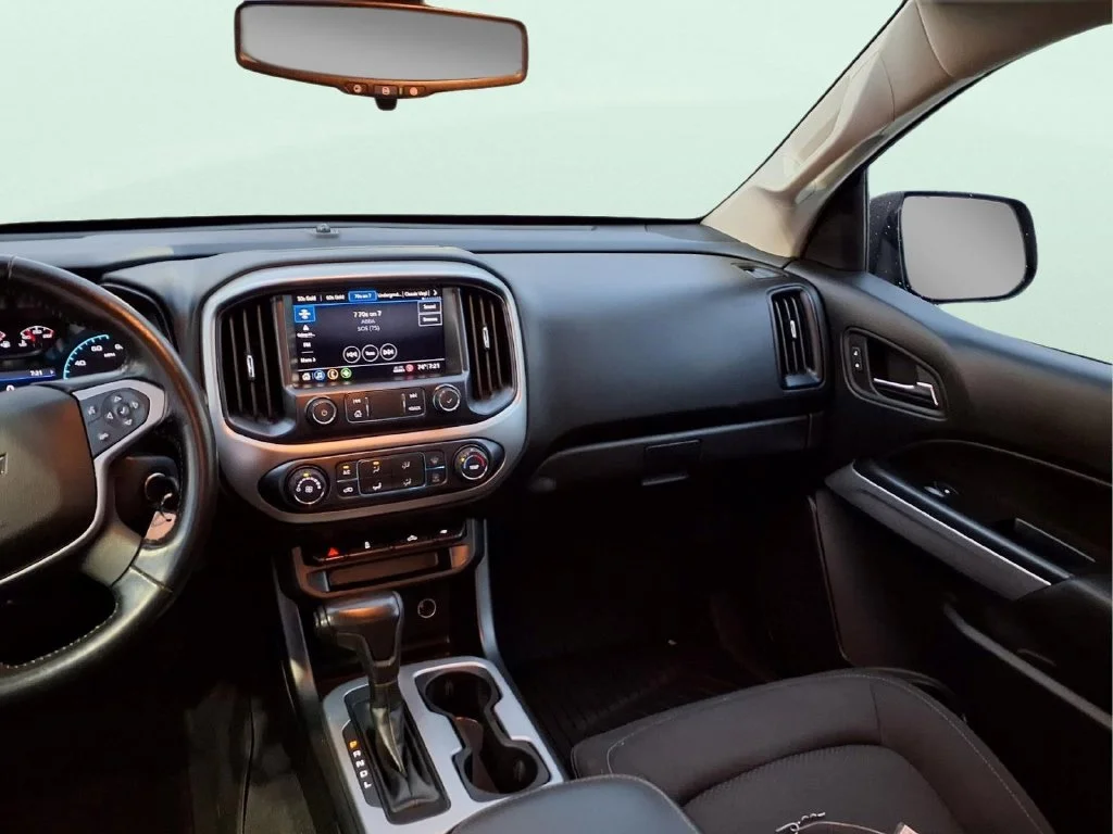Used 2019 Red Chevrolet LT image 8