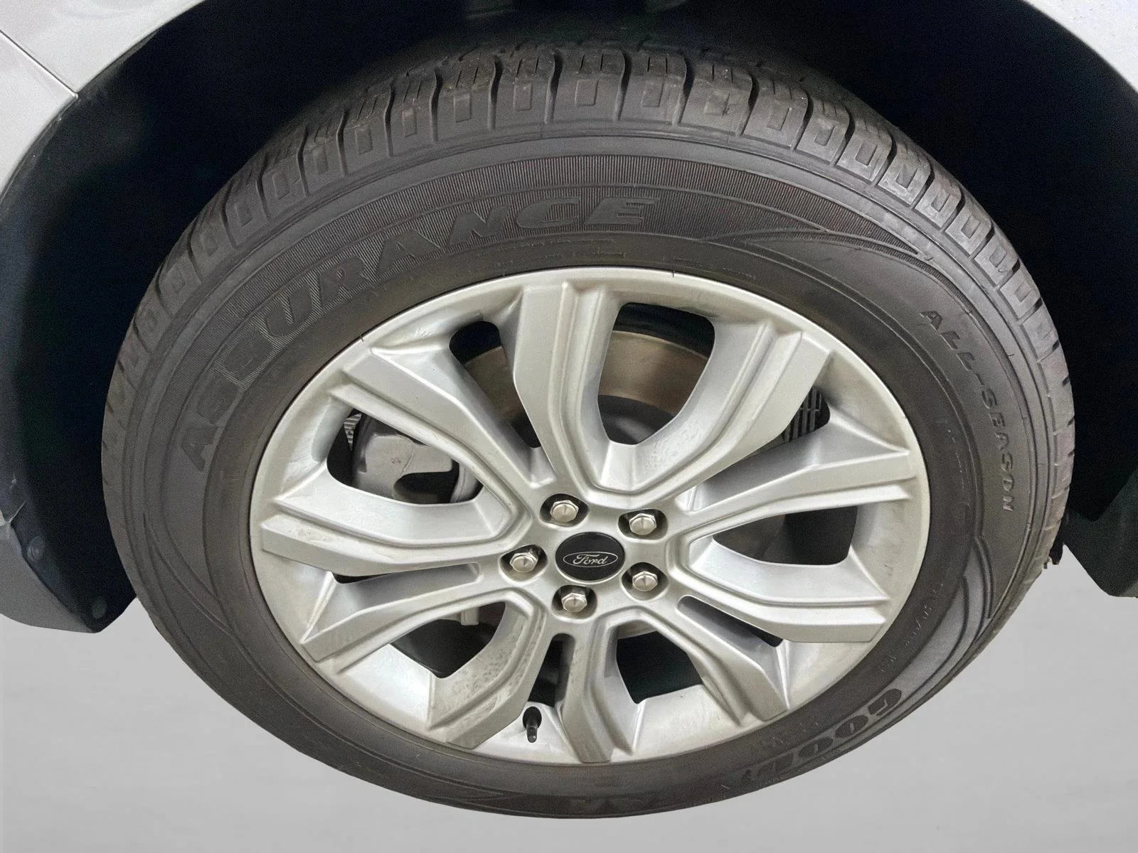 Used 2023 Silver Ford Titanium image 11
