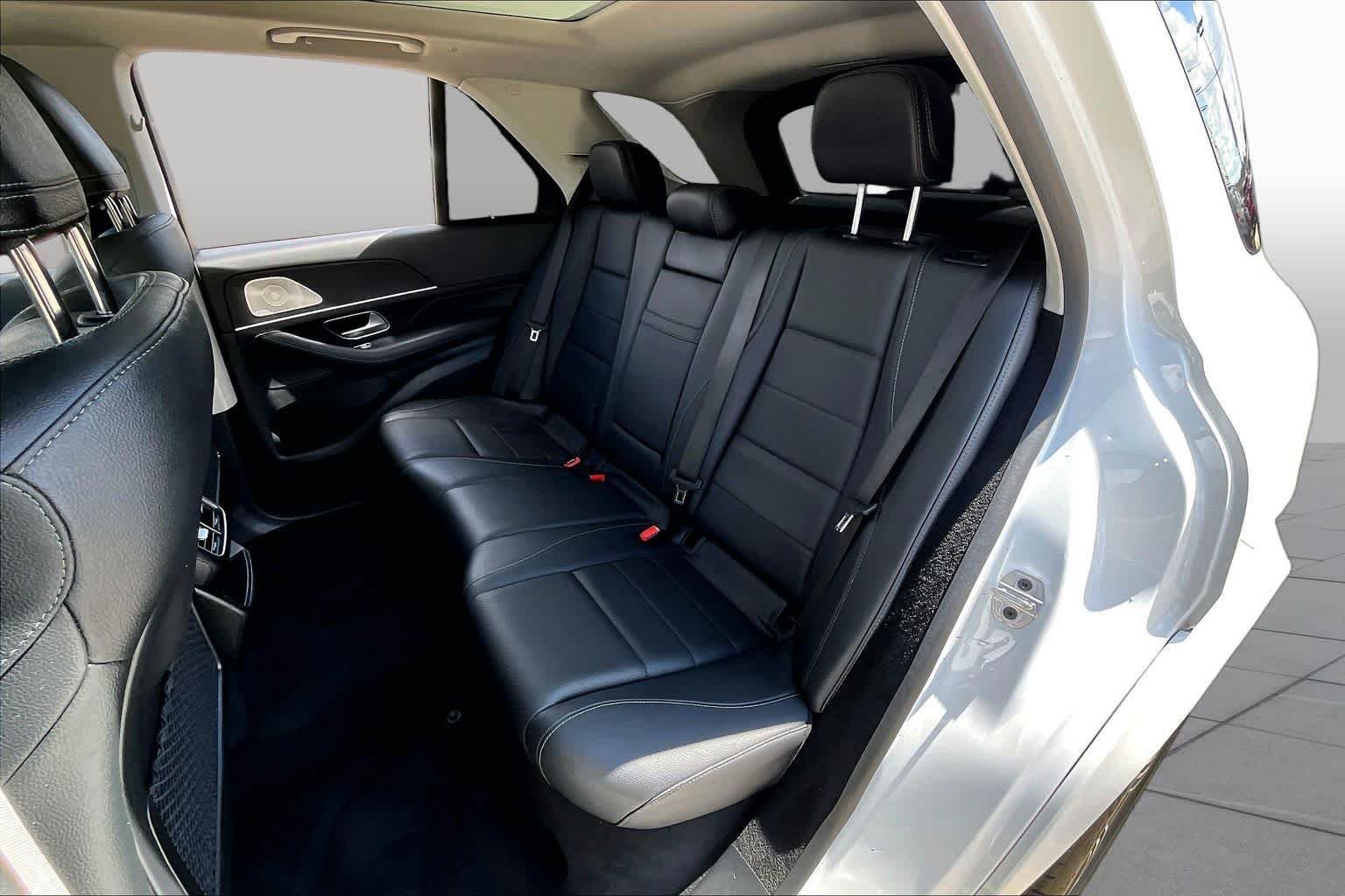 Used 2024 Polar White Mercedes-Benz GLE 350 image 21