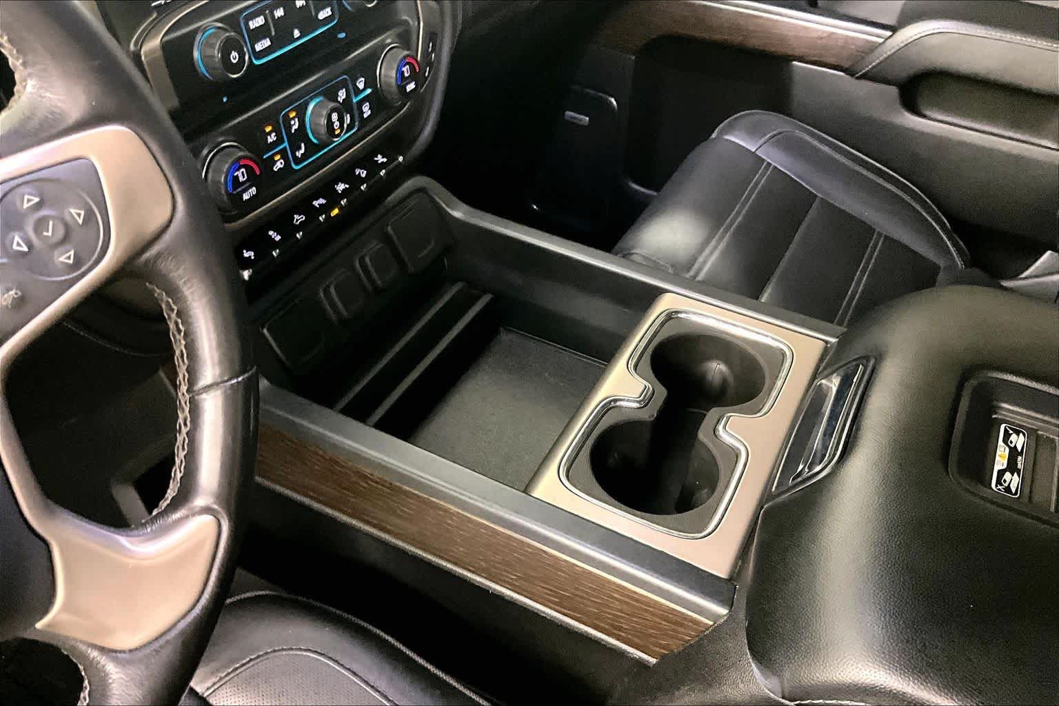 Used 2018 Onyx Black GMC Denali image 15