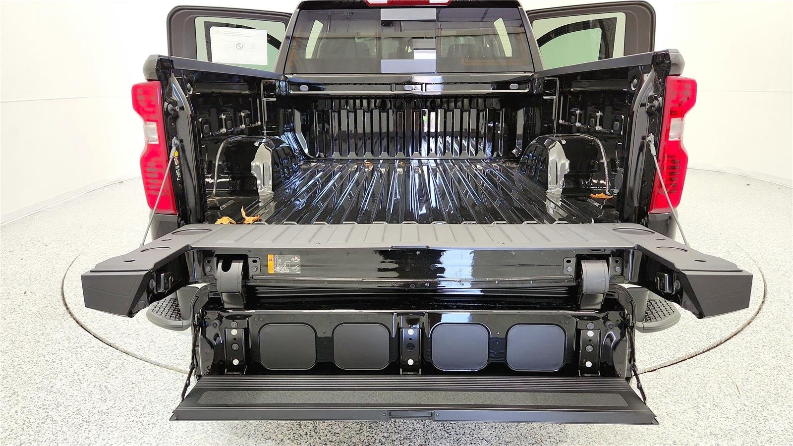 2026 Chevrolet Silverado 1500 LT - Photo 19