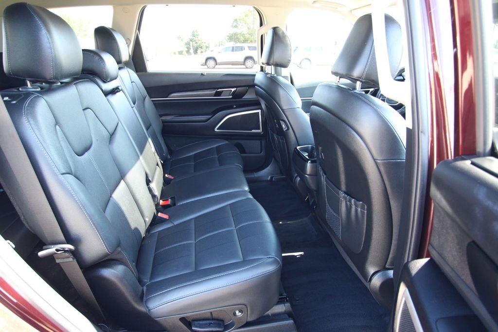 Used 2020 Purple Kia EX image 9