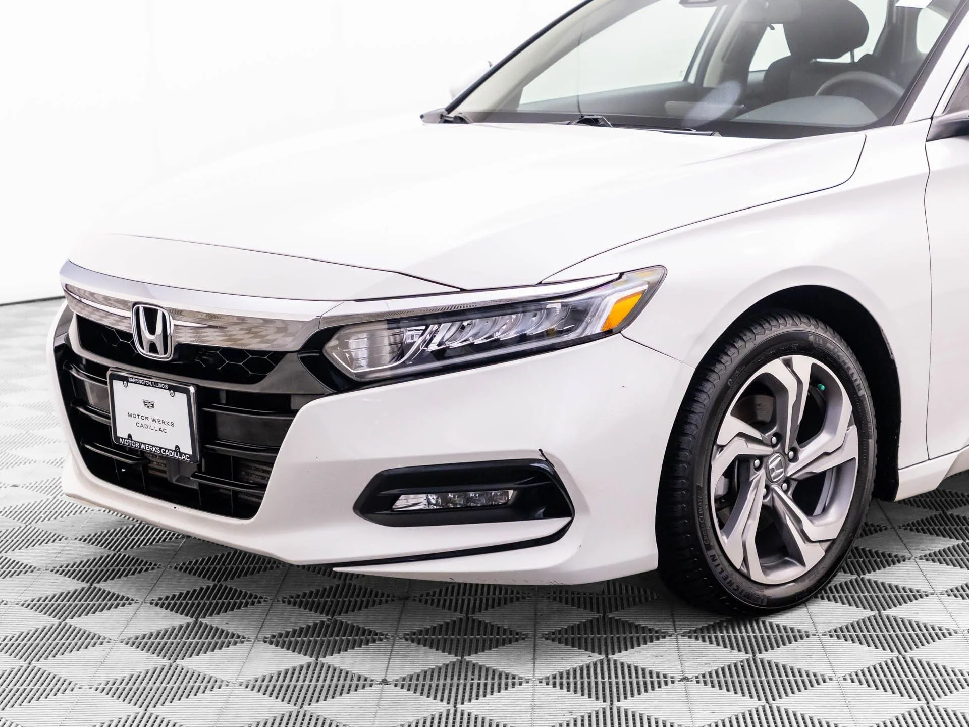 Used 2018  Honda EX image 35