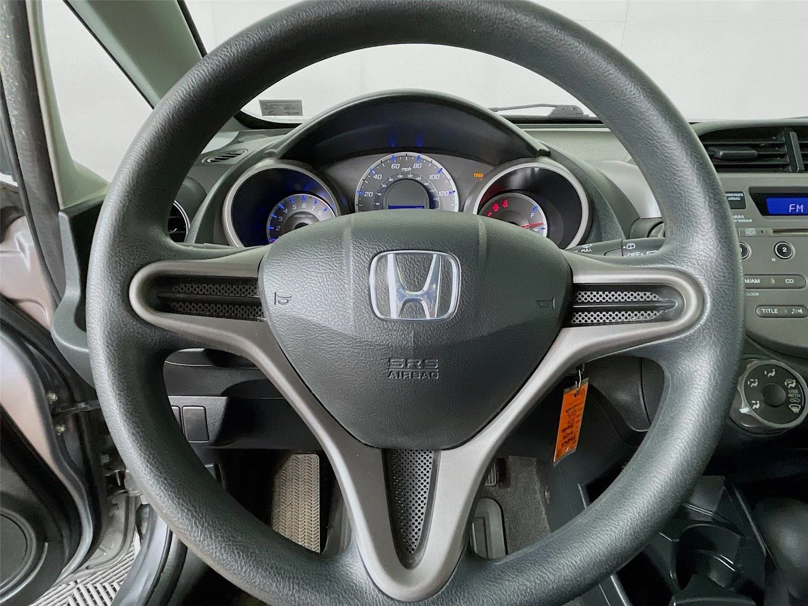 Used 2009 Storm Silver Metallic Honda BASE image 15