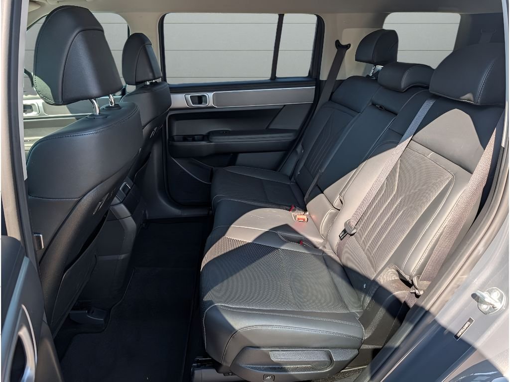 Used 2025 Ecotronic Gray Hyundai SEL image 26