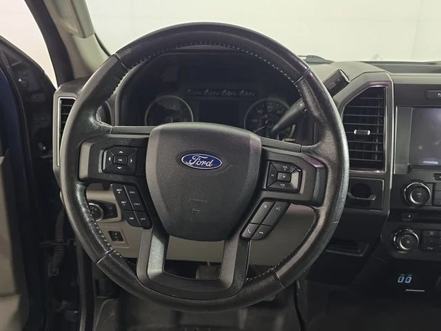 Used 2018 Blue Ford XLT image 14