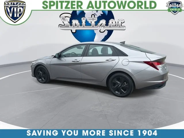 Used 2021 Silver Hyundai SEL image 7