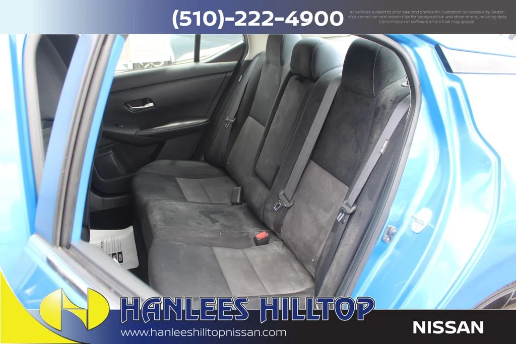 Used 2020 Blue Nissan SV image 13