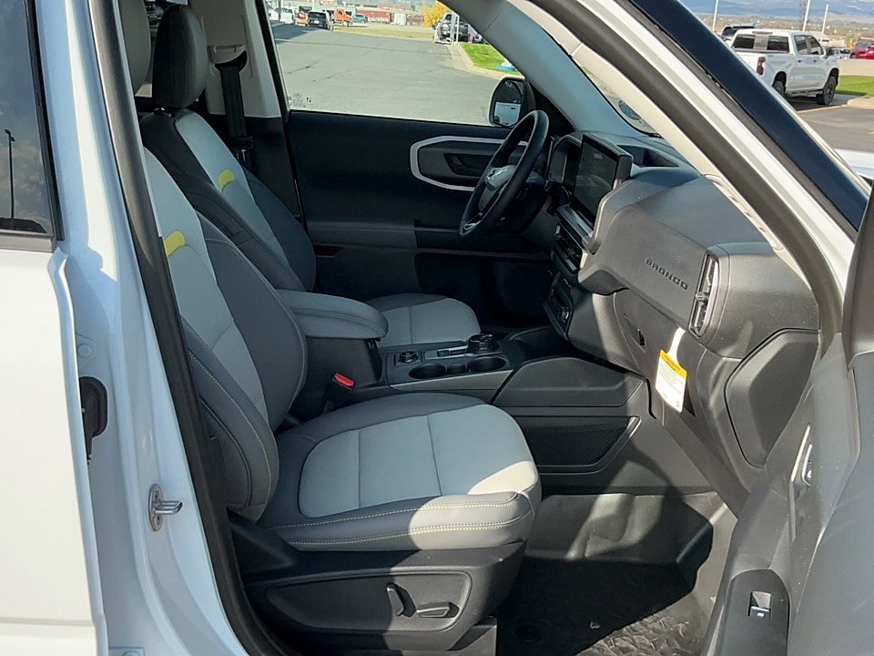 New 2026 Oxford White Ford Badlands® image 12