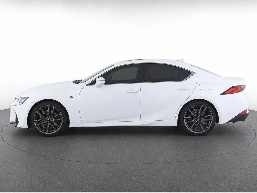 Used 2018 White Lexus IS 300 image 7