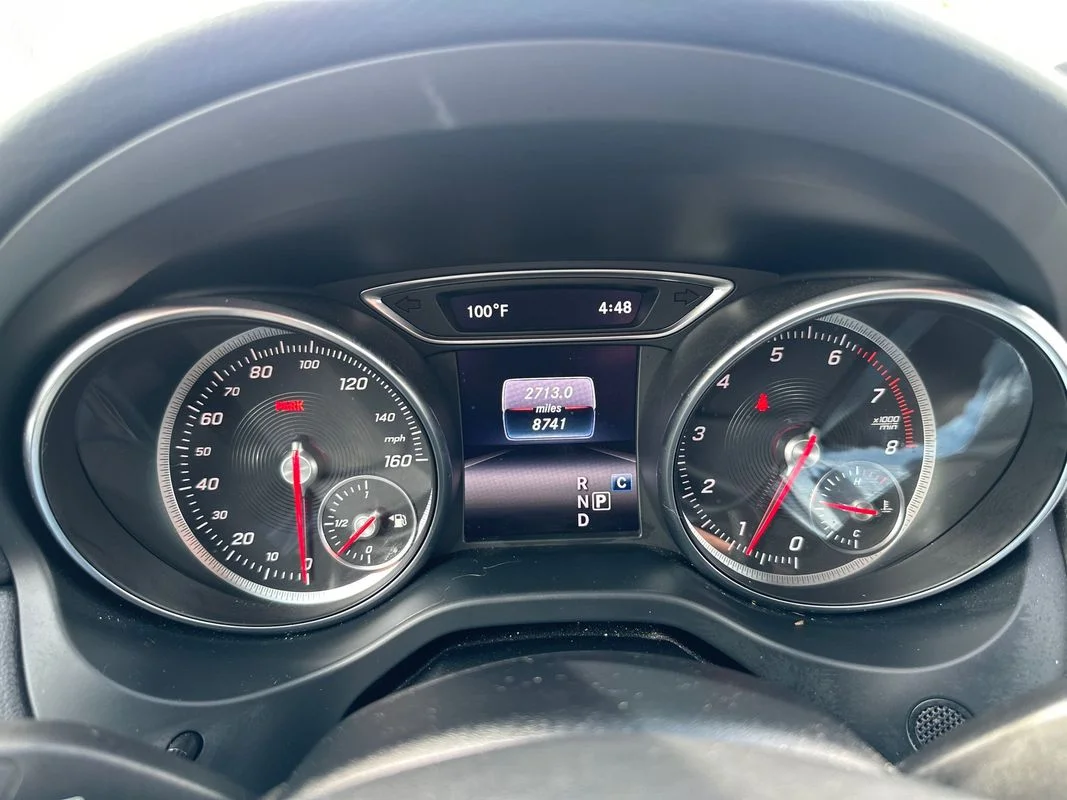 Used 2019 Black Mercedes-Benz 4MATIC® image 18