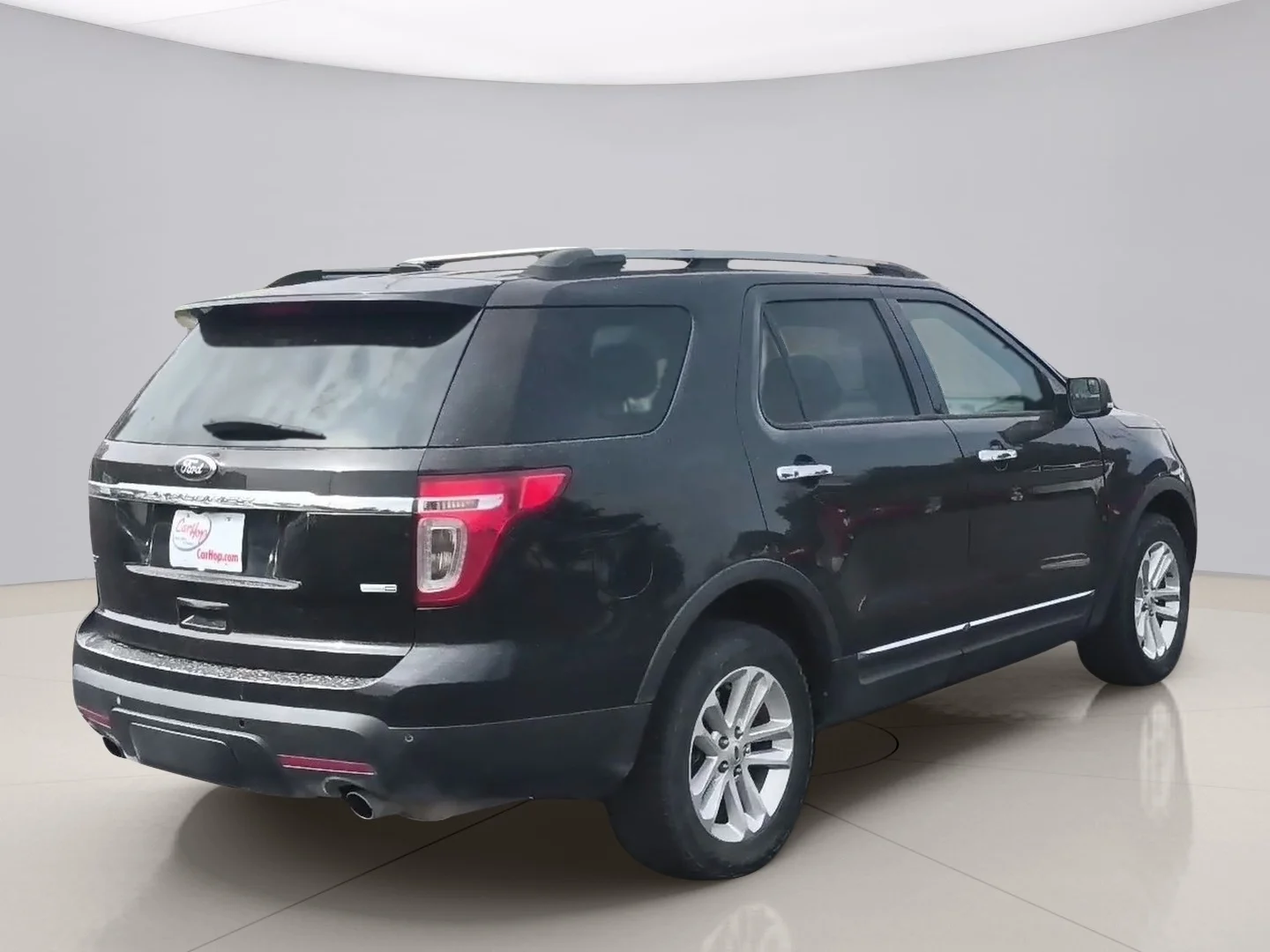 Used 2014 Black Ford XLT 4WD image 5