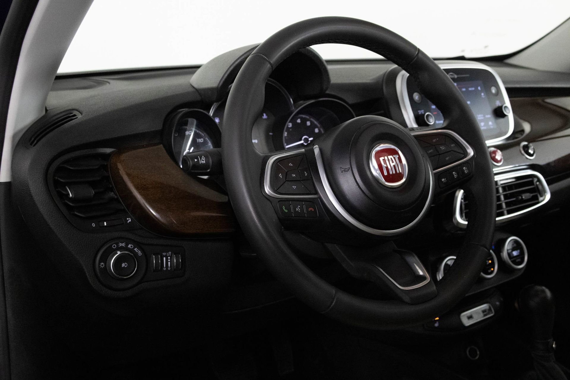 2022 FIAT 500X - Image 32