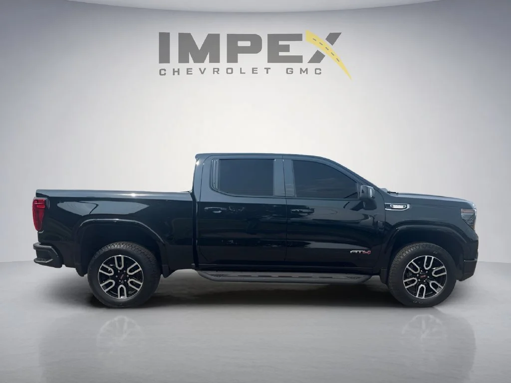 Used 2025 Onyx Black GMC AT4 image 6