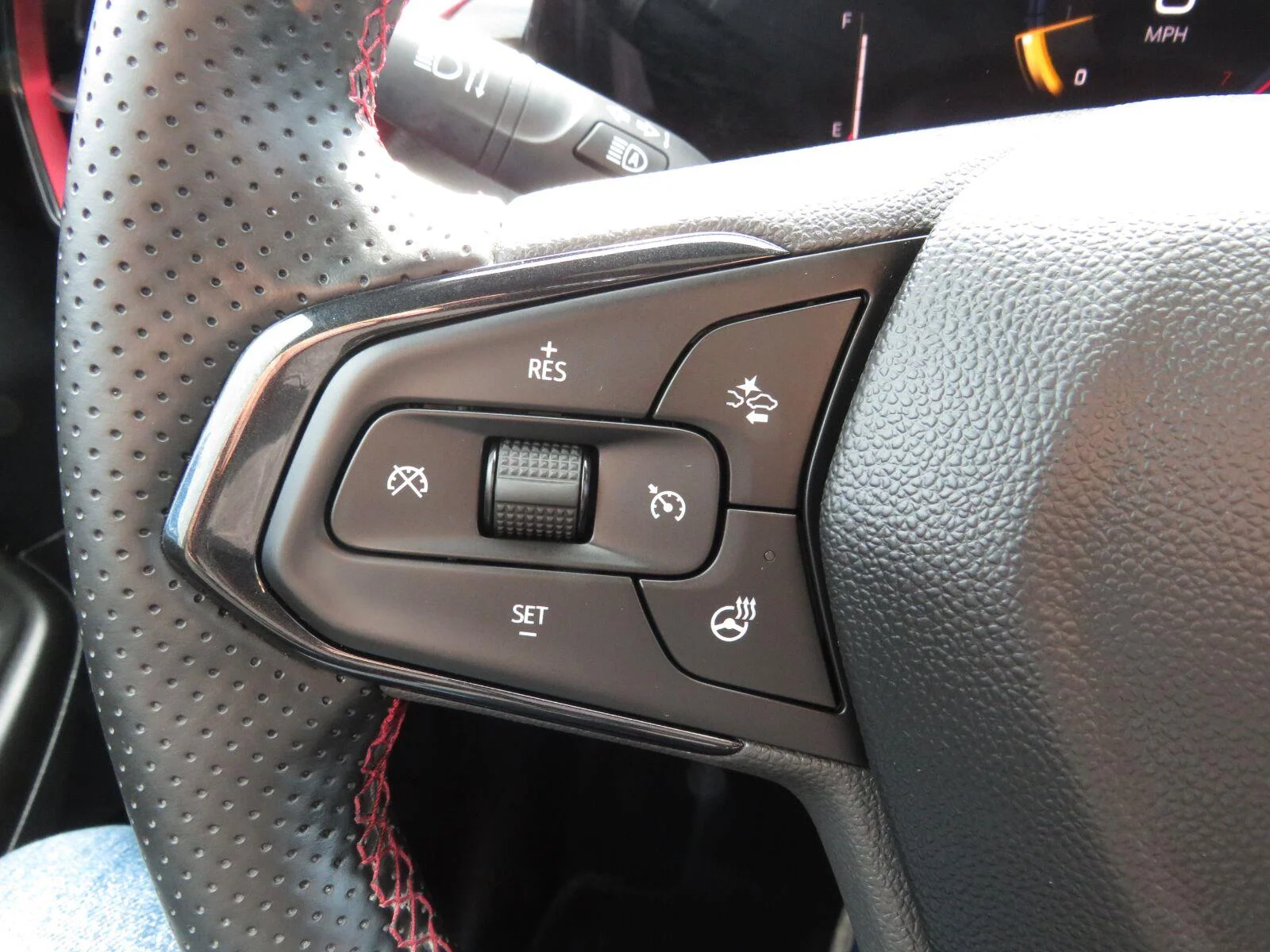 Used 2025 Mosaic Black Metallic Chevrolet RS image 29