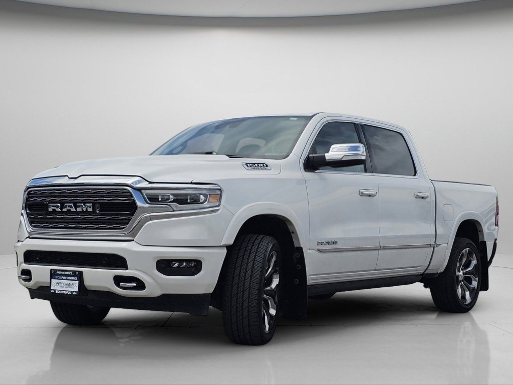 Used 2022 Ivory White Tri-Coat Pearlcoat Ram Limited image 22