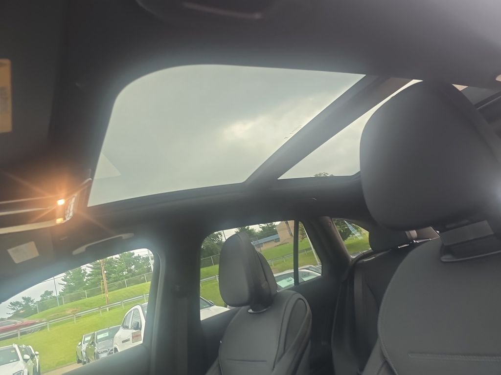 New 2026 Black Mercedes-Benz GLC 300 image 18