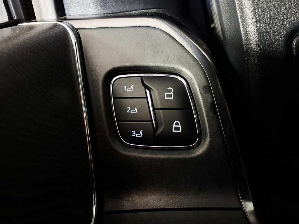 2023 Ford F-150 Platinum - Photo 18