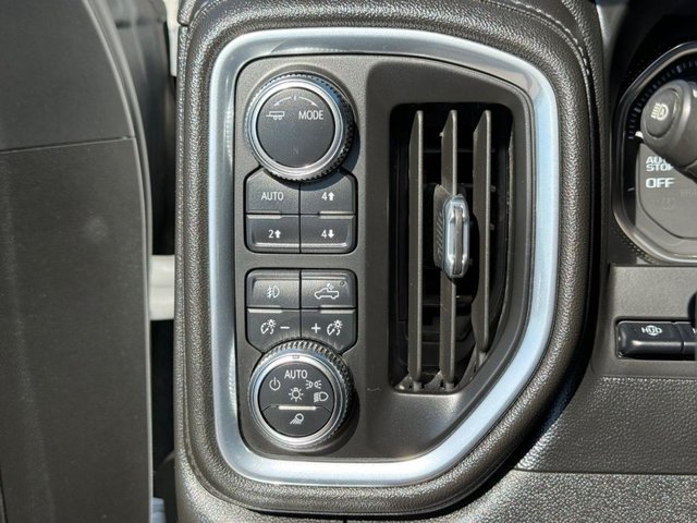 Used 2021 WHITE FROST TRICOAT GMC Denali image 23