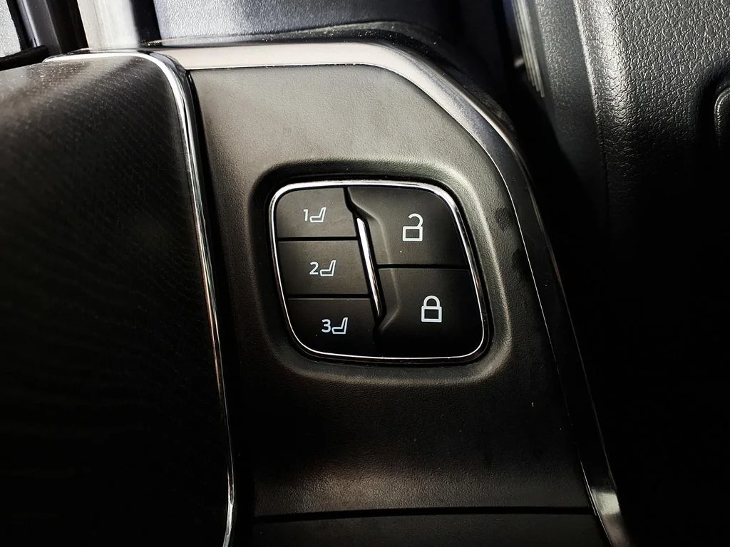 2023 Ford F-150 Platinum - Photo 18