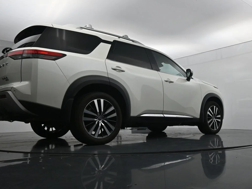 2023 Nissan Pathfinder Platinum - Photo 41