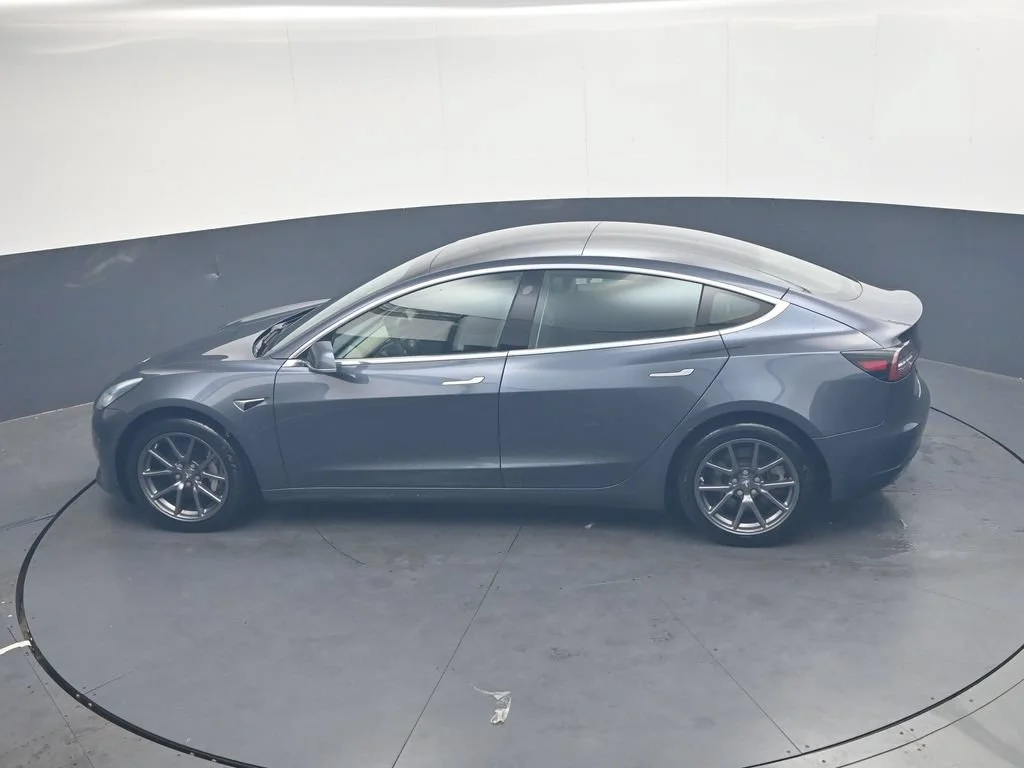 Used 2020 Midnight Silver Metallic Tesla Long Range image 25