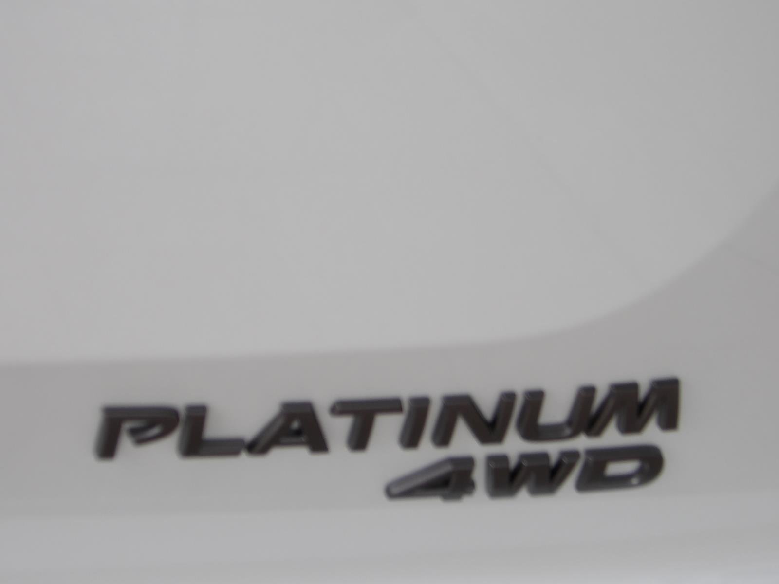 New 2026 Everest White Pearl Tricoat Nissan Platinum image 8