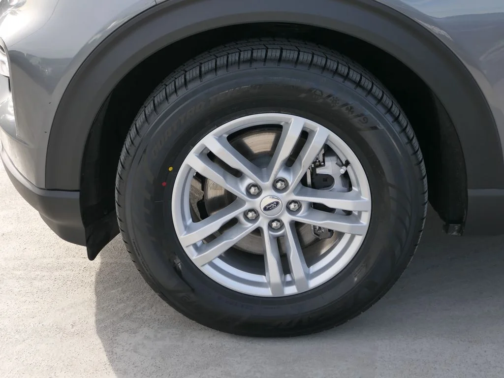 Used 2024 Carbonized Gray Ford XLT image 9