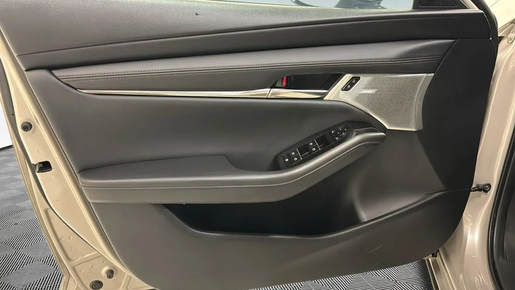 Used 2025 Silver Mazda 2.5 Turbo Premium Plus Package image 18