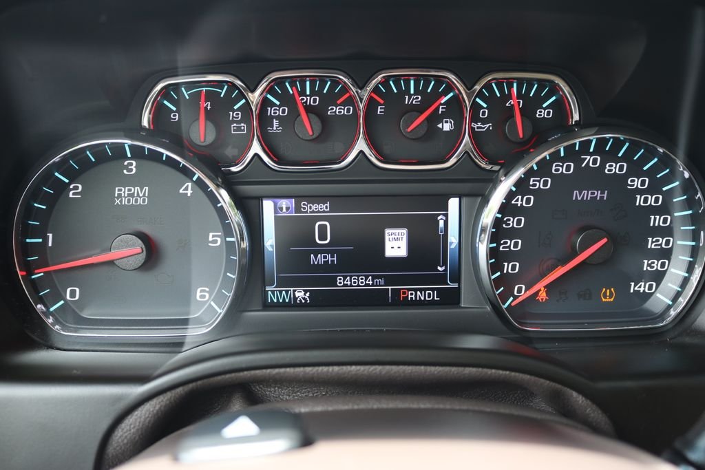 Used 2019 Black GMC SLT image 30