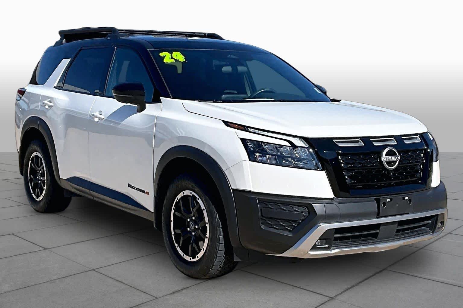 Used 2024 Pearl White Tricoat/Super Black Nissan Rock Creek image 3