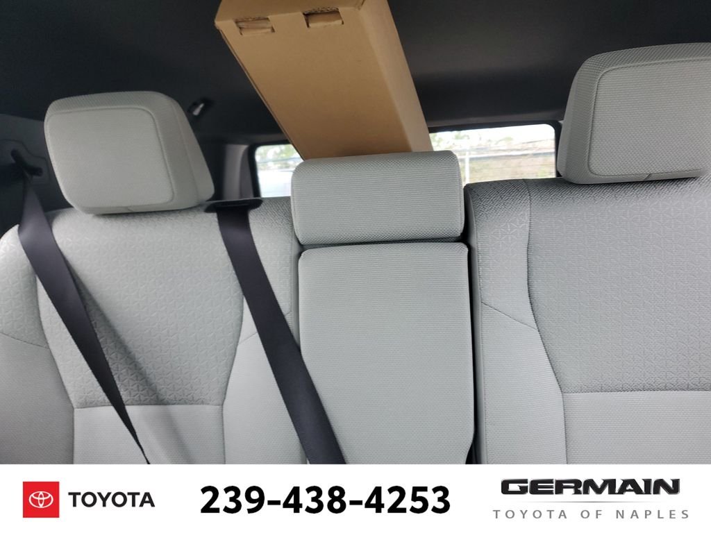 2026 Toyota 4Runner SR5 - Photo 27