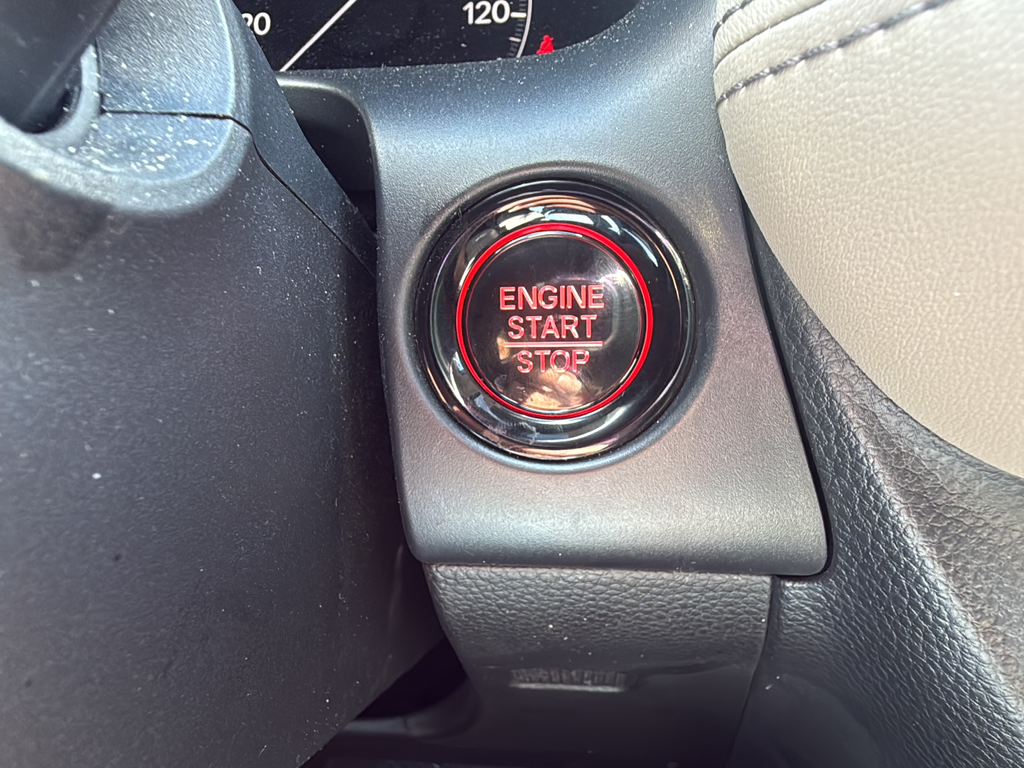 Used 2024  Honda EX-L image 15