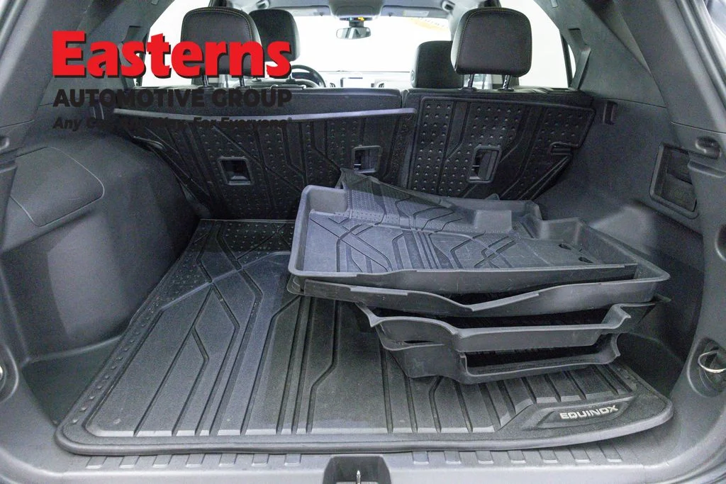 Used 2023 Gray Chevrolet Premier image 9