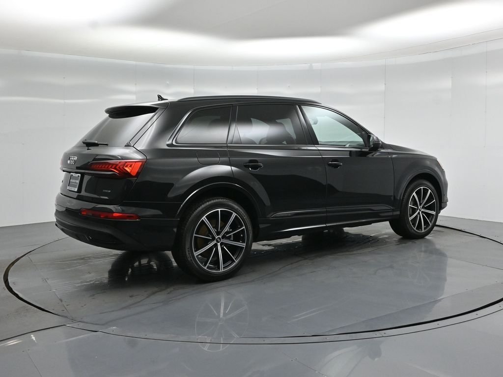 Certified Used 2022 Black Audi 55 Premium Plus image 31