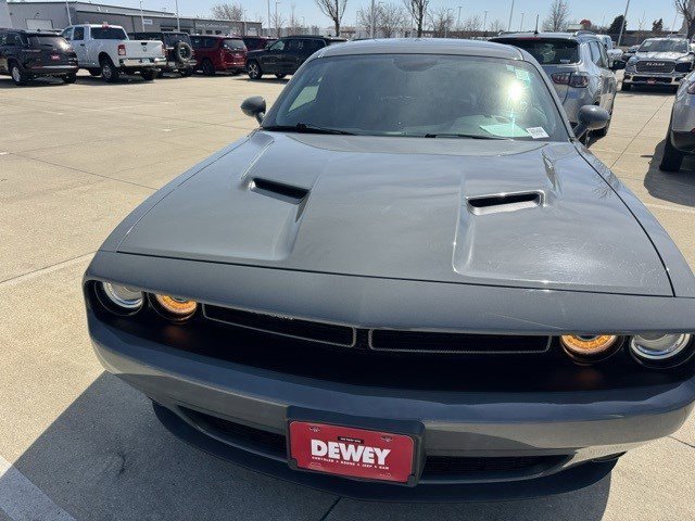 Certified 2018 Dodge Challenger SXT with VIN 2C3CDZAG8JH321920 for sale in Ankeny, IA