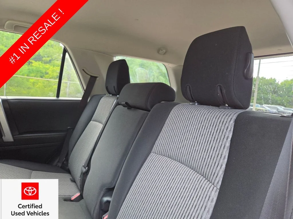 Used 2023 White Toyota SR5 image 21